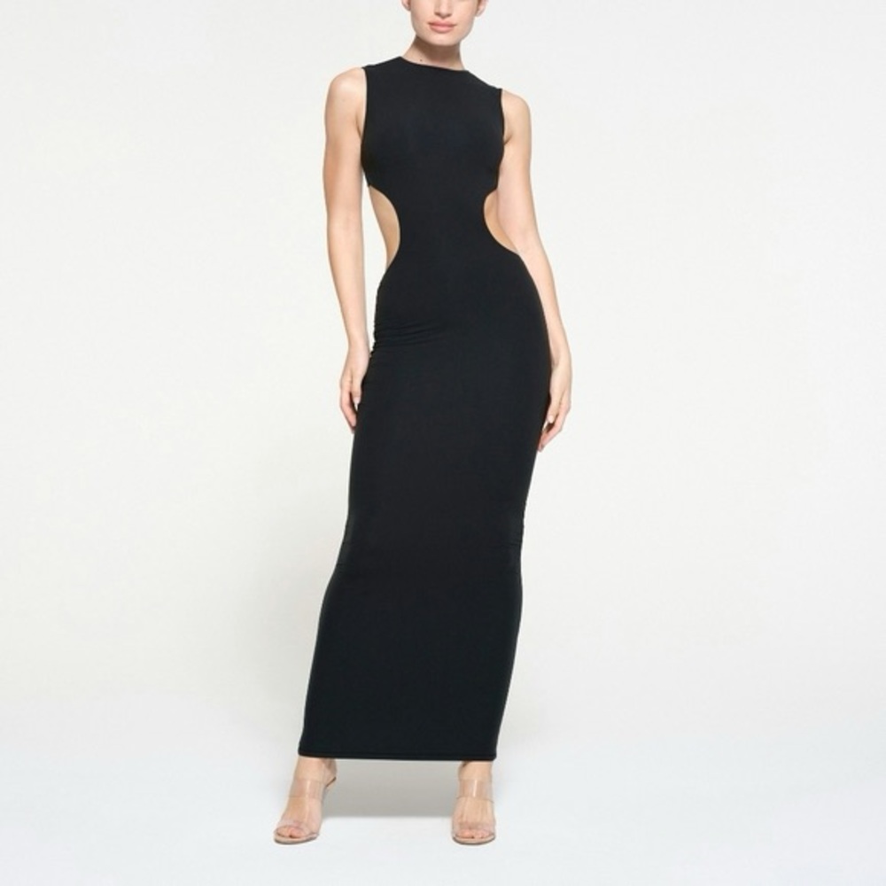 SKIMS Fits Everybody Dress - back cutout